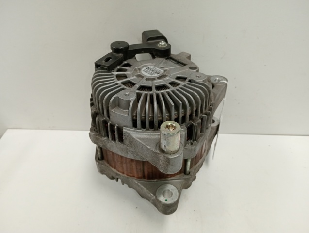A004TJ0084C Alternador  comprar en Zaragoza