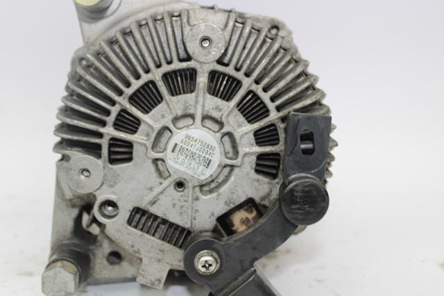 A004TJ0084C Alternador  en stock Granada