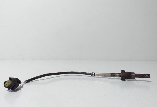 Sensor de temperatura de gases de escape en catalizador A0051539328 MERCEDES