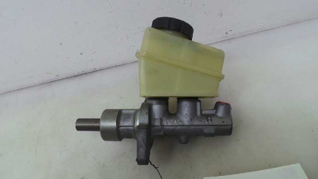 Cilindro principal de frenos A0054307201 MERCEDES