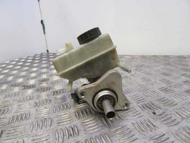 MERCEDES A0054309601 Cilindro maestro de frenos  en stock Terrassa