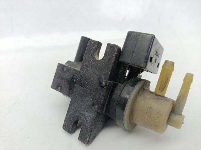 MERCEDES A0061536628 Válvula solenoide de control de presión de sobrealimentación  en stock Terrassa