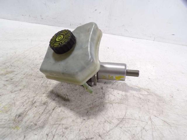Cilindro principal de freno A0064301301 MERCEDES