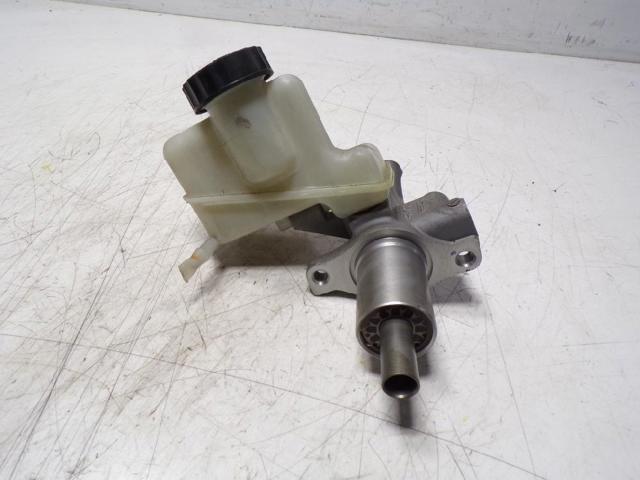 MERCEDES A0064301501 Cilindro maestro de frenos comprar Pamplona
