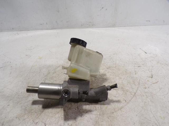 A0064301501 MERCEDES Cilindro principal de freno  disponible Ourense