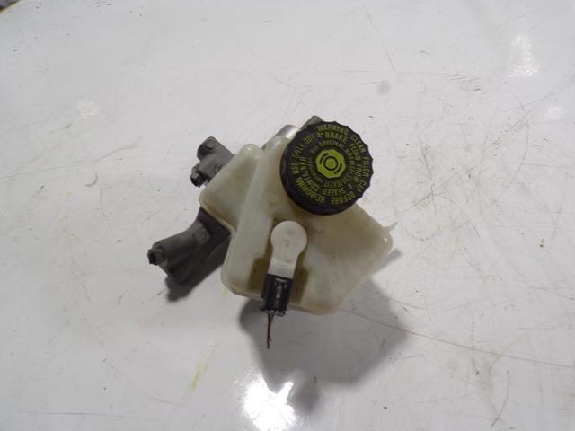 A0064301501 MERCEDES Cilindro principal de freno  comprar en Oviedo