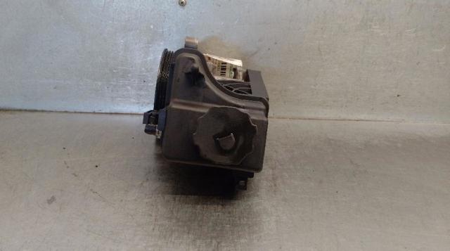 A0064661501 Bomba de dirección asistida  comprar en Pontevedra