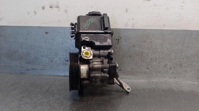 A0064661501 MERCEDES Bomba de dirección  en stock Gandía