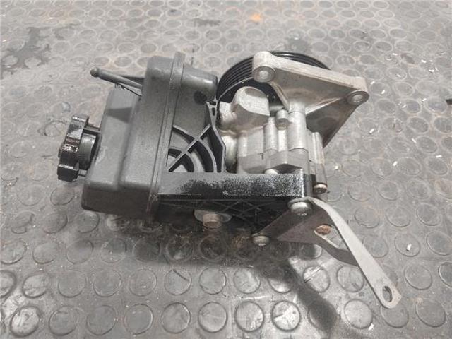 A0064664701 Bomba de dirección asistida  comprar en Zaragoza