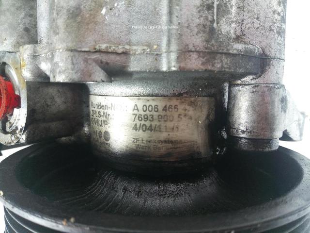 A0064664701 MERCEDES Bomba de dirección comprar Madrid