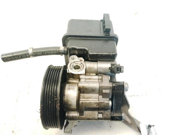 A0064664701 Bomba de dirección comprar Sevilla