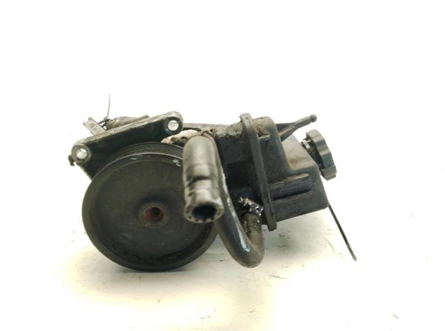 A0064667801 MERCEDES Bomba de dirección asistida  comprar en Oviedo