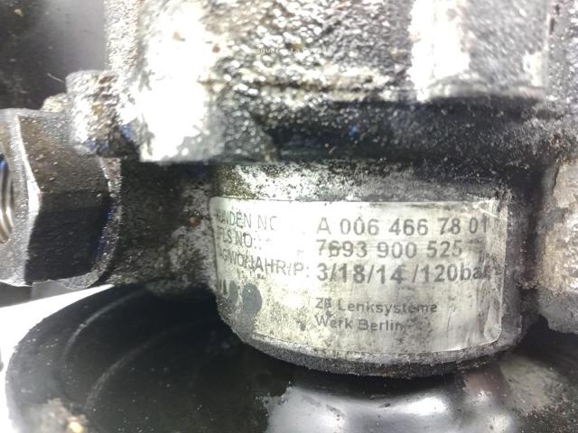 A0064667801 Bomba de dirección comprar Girona