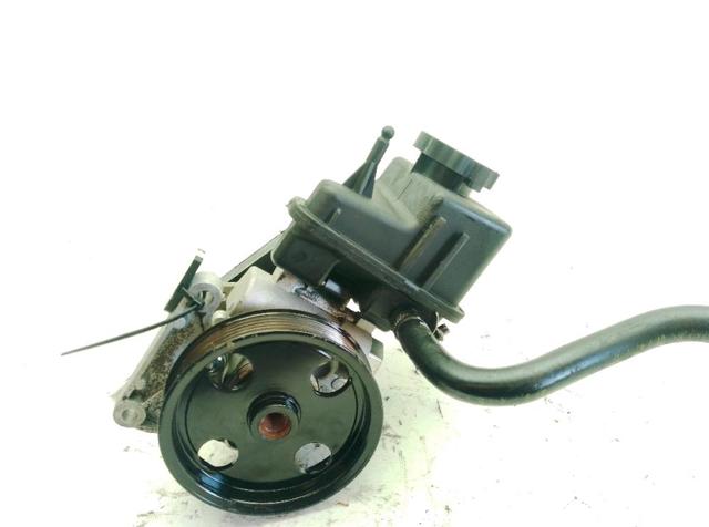 A0064667801 MERCEDES Bomba de dirección comprar Bilbao