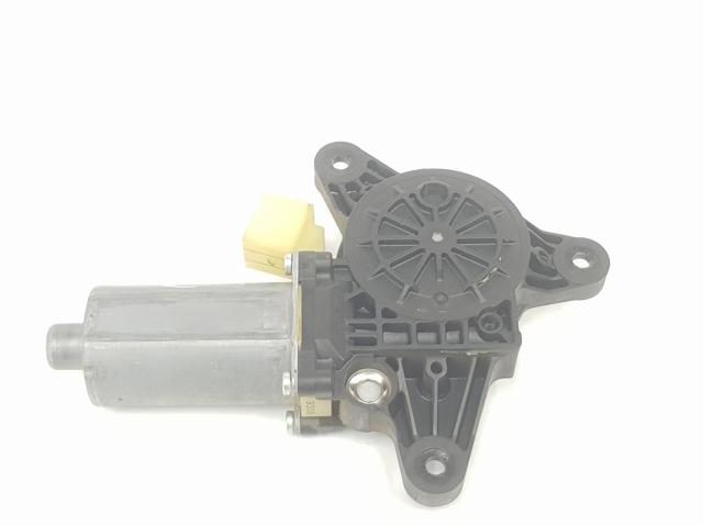 Motor eléctrico, elevalunas, puerta delantera derecha A0068204742 Mercedes