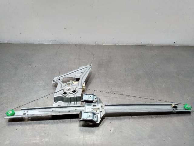 A0068205542 Motor del elevalunas de la puerta delantera derecha  disponible Málaga