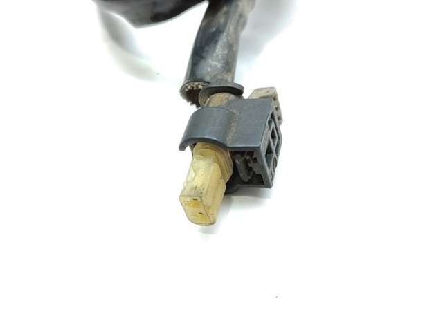 MERCEDES A0081532228 Sensor de temperatura de gases de escape antes de la turbina  en stock Salamanca