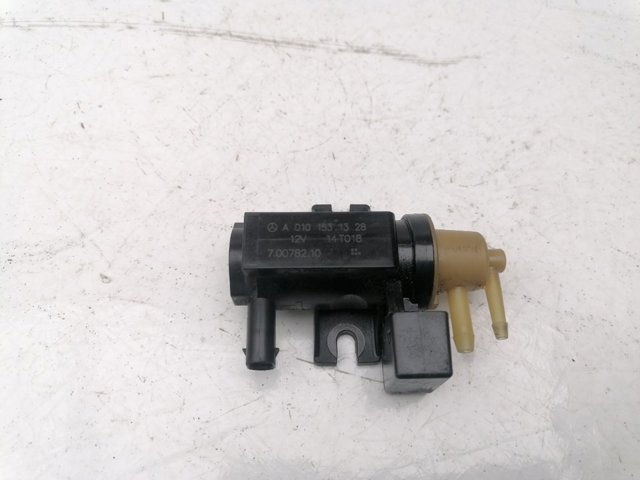 Válvula de solenoide de control de mariposa EGR A0101531328 MERCEDES