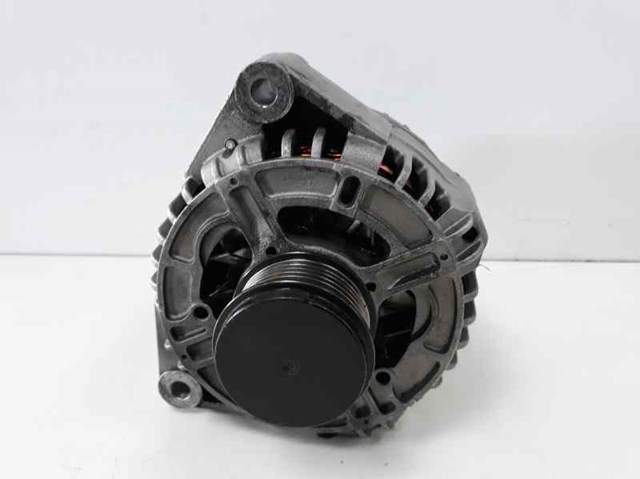 Alternador A0101541602 Mercedes