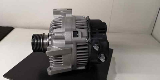 MERCEDES A0101543902 Alternador  comprar en Albacete