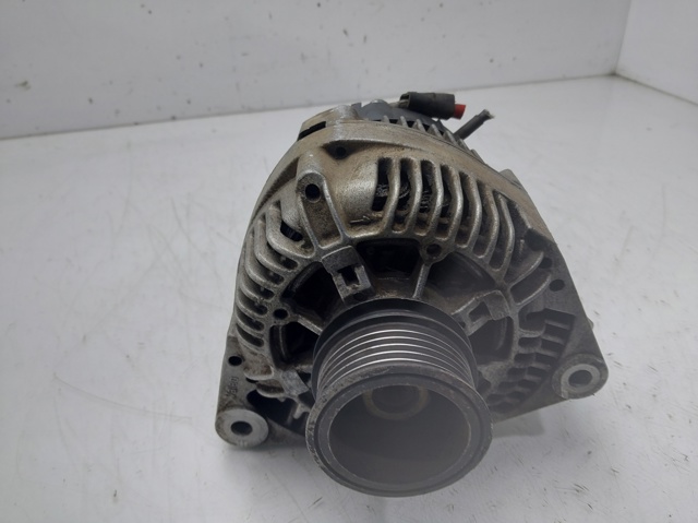 MERCEDES A0101545402 Alternador  comprar en Ponferrada