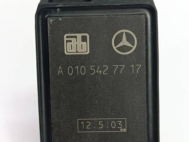 A0105427717 MERCEDES Sensor de nivel de carrocería trasero  disponible Vigo