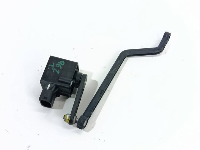 Sensor de nivel de carrocería trasero A0105427717 MERCEDES