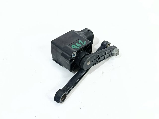 A0105427717 Sensor de nivel de carrocería trasero  disponible Málaga