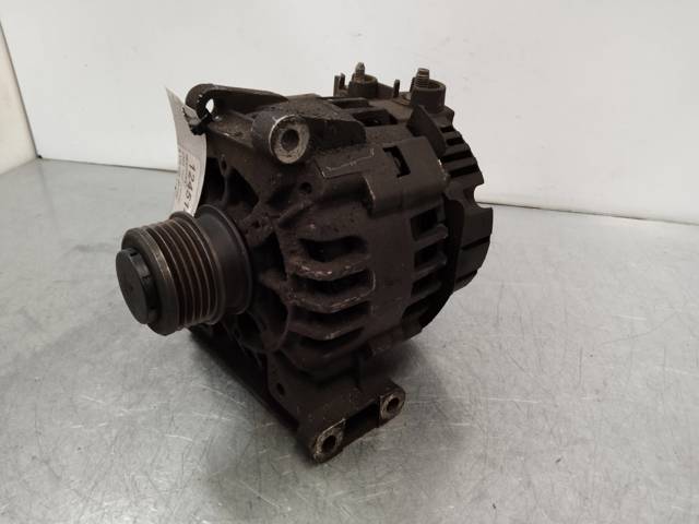 A0121544402 MERCEDES Alternador  en stock Gandía