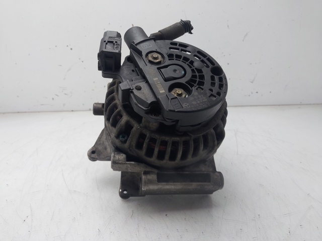 A0131540002 MERCEDES Alternador  comprar en Oviedo