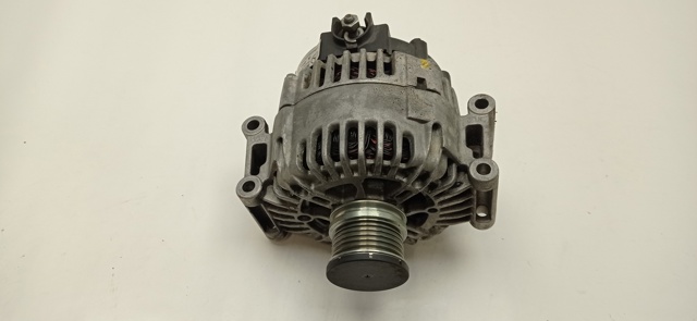 A0141541102 Alternador  en stock Castellón