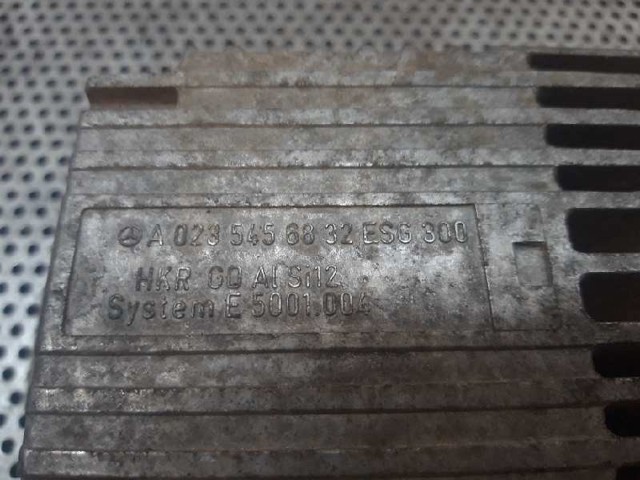 MERCEDES A0235456832 Regulador de velocidad del ventilador de refrigeración (unidad de control)  en stock Salamanca