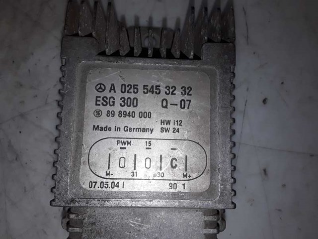 A0255453232 MERCEDES Regulador de velocidad del ventilador de refrigeración (unidad de control) comprar Alcalá