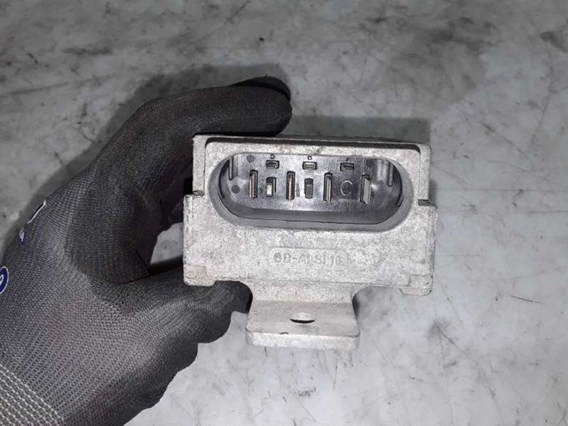 MERCEDES A0255453232 Regulador de velocidad del ventilador de refrigeración (unidad de control)  disponible España