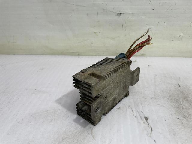 MERCEDES A0255453232 Regulador de velocidad del ventilador de refrigeración (unidad de control) comprar Pamplona