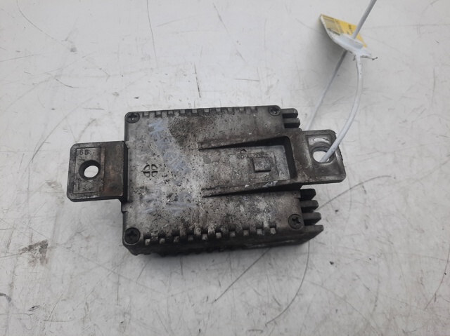 A0275458032 MERCEDES Regulador de velocidad del ventilador de refrigeración (unidad de control) comprar Bilbao