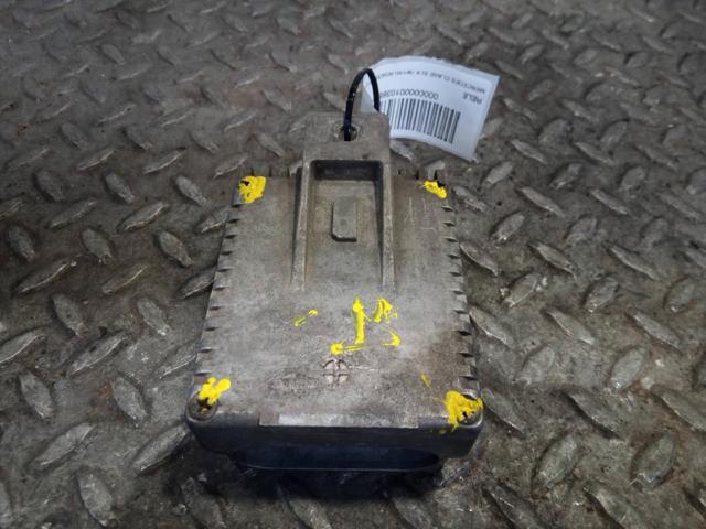Regulador de velocidad del ventilador de refrigeración (unidad de control) A0275458132 MERCEDES