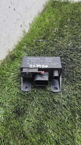 Relé de bujía de precalentamiento Mercedes CLK C209