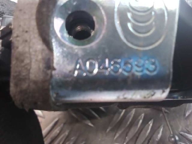 A046693 TOYOTA Cerradura de puerta delantera derecha  disponible Alicante
