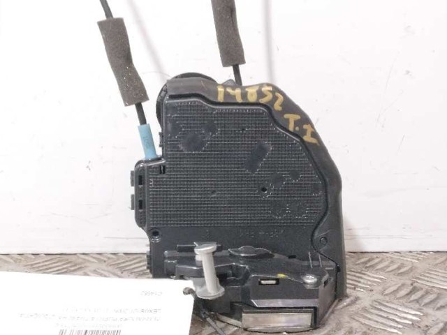 A046693 TOYOTA Cerradura de puerta delantera derecha  disponible Alicante