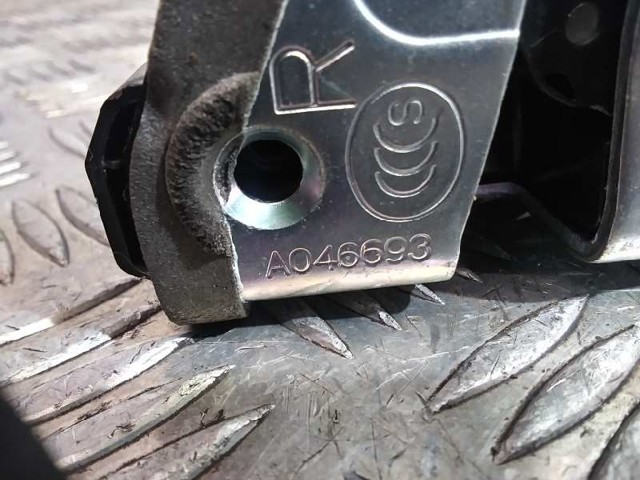 TOYOTA A046693 Cerradura de puerta delantera derecha  disponible Lugo