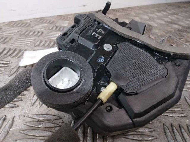A046693 TOYOTA Cerradura de puerta delantera derecha  comprar en Jaén