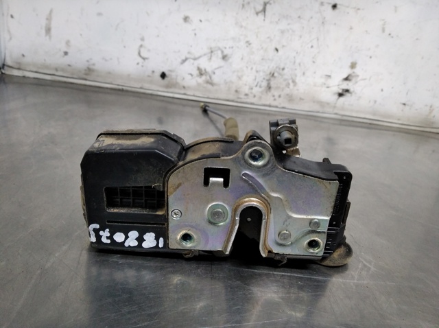 A046818 Cerradura de puerta delantera derecha comprar Sevilla