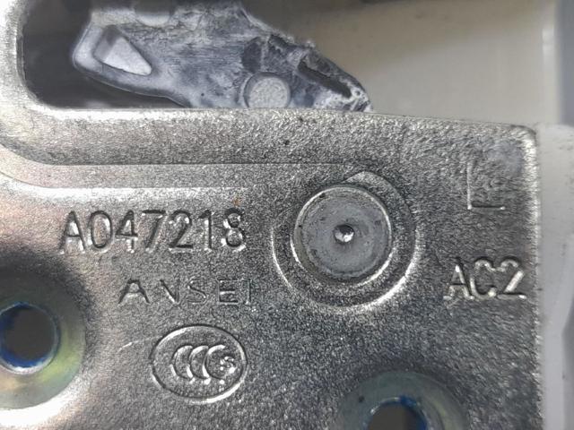 MITSUBISHI A047218 Cerradura de puerta delantera derecha  comprar en Murcia