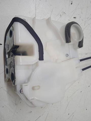MITSUBISHI A047218 Cerradura de puerta delantera derecha  disponible Valladolid