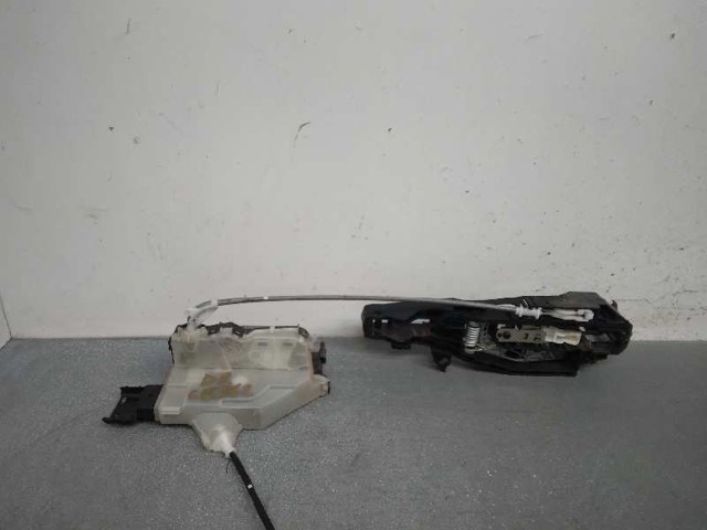 PEUGEOT A048069 Cerradura de puerta delantera derecha  comprar en Ponferrada