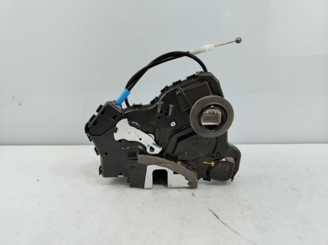 TOYOTA A084219 Cerradura de puerta delantera derecha  en stock Valencia