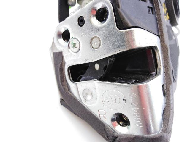 A084219 TOYOTA Cerradura de puerta delantera derecha  comprar en Oviedo
