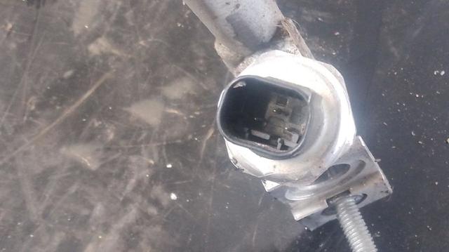 MERCEDES A0995000454 Condensador aire acondicionado  en stock Salamanca