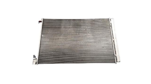 MERCEDES A0995000454 Condensador de aire acondicionado  comprar en Ponferrada